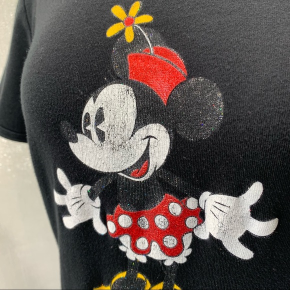 Vintage WALT DISNEY Minnie Mouse Black tshirt. - Picture 2 of 8